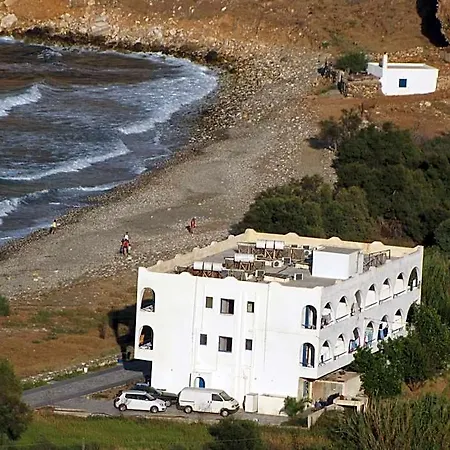 فندق Kouros Filótion
