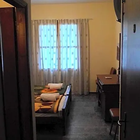 Hotell Kouros *
